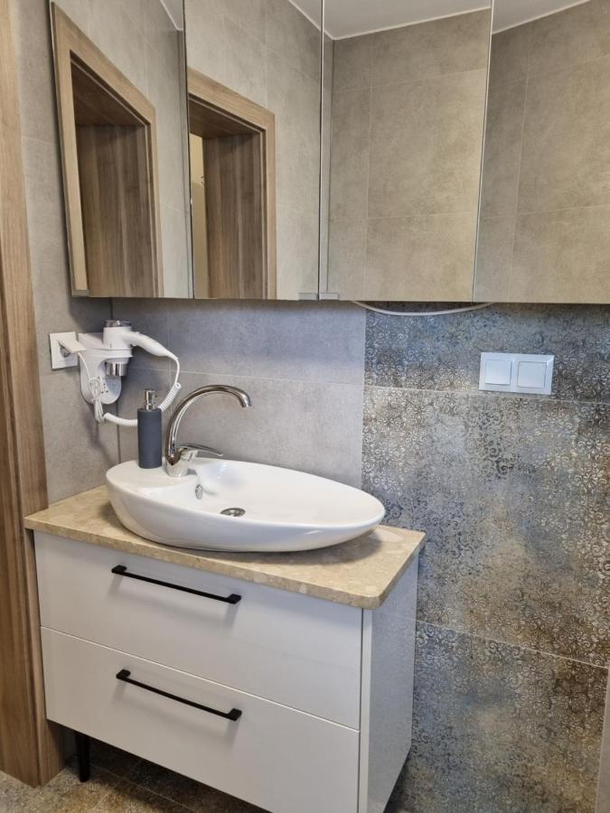 Apartamenty Jelen Pod Grapom Banska Nizna Bagian luar foto