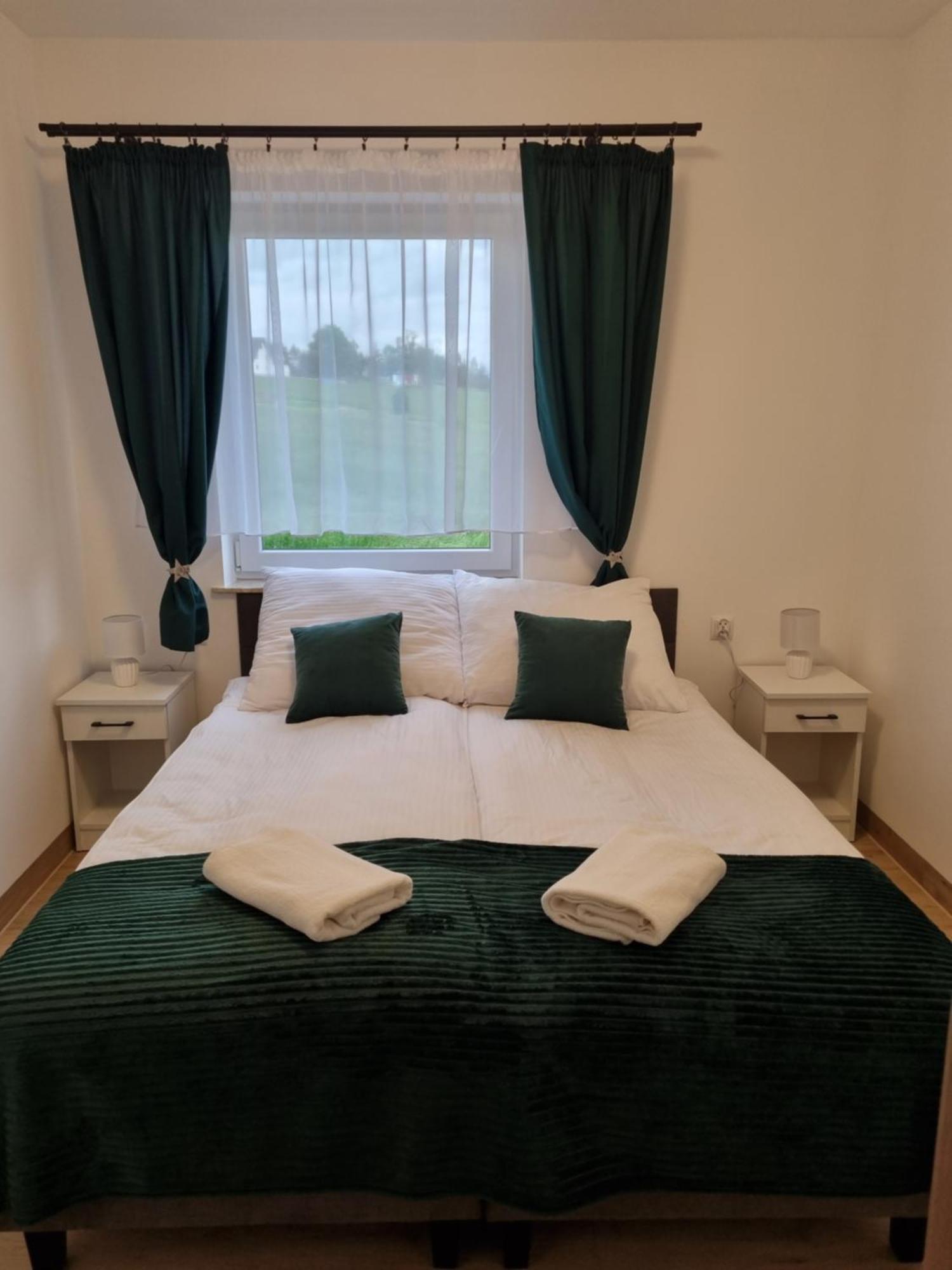 Apartamenty Jelen Pod Grapom Banska Nizna Bagian luar foto